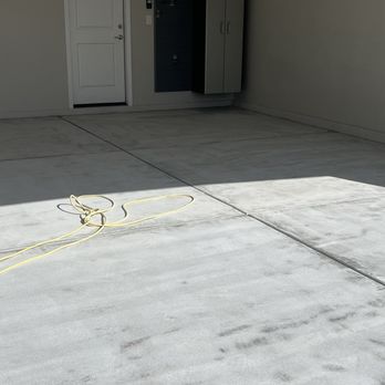 Fastlane Coatings - Before - Flooring Near Me Fastlane Coatings - Before - Flooring Near Me