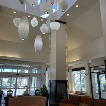 Hilton Garden Inn Gallup - Entrance foyer - Hotels Near Me - Gallup, New Mexico Hilton Garden Inn Gallup - Entrance foyer - Hotels Near Me - Gallup, New Mexico