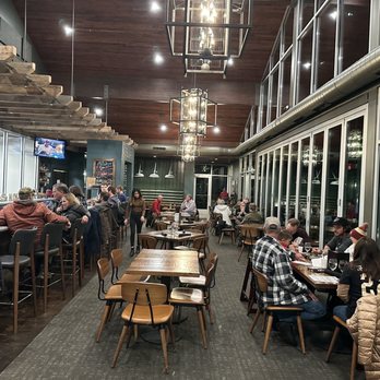 StillWest Brewery & Grill - Don't believe the website when they say they take walk-ins if you don't have a reservation. Restaurant half full and 90 minute wait. - Brewpubs Near Me - Jackson, Wyoming StillWest Brewery & Grill - Don't believe the website when they say they take walk-ins if you don't have a reservation. Restaurant half full and 90 minute wait. - Brewpubs Near Me - Jackson, Wyoming