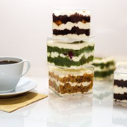 Sweets by Nika - Assorted Cake boxes