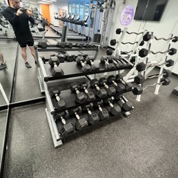 Pretty sweet and varied weight rack Pretty sweet and varied weight rack