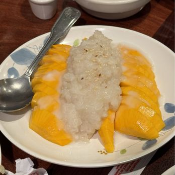 Thai Corner - Mango Sticky Rice - Thai Near Me - Chino Hills, California Thai Corner - Mango Sticky Rice - Thai Near Me - Chino Hills, California