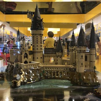Lego Store - Hogwarts castle - Toy Stores Near Me - Sunrise, Florida Lego Store - Hogwarts castle - Toy Stores Near Me - Sunrise, Florida