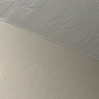 Phoenix Fine Painting - Horrible lines - Painters Near Me - Gilbert, Arizona