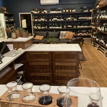 Jacksonville Inn - Wine room view - Beer, Wine & Spirits Near Me - Jacksonville, Oregon