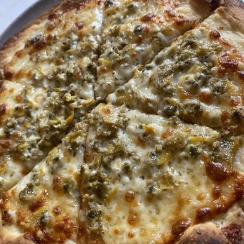 Lee's Tavern - Clam White Pizza - Pizza Near Me - Staten Island, New York Lee's Tavern - Clam White Pizza - Pizza Near Me - Staten Island, New York