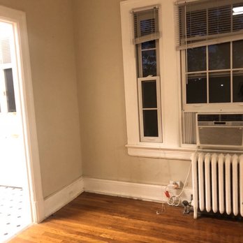 Kew Gardens Apartments - Living room- nice big windows were a plus - Apartments Near Me - Washington, DC, District of Columbia