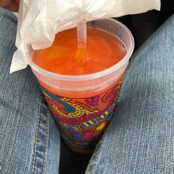 Wet Willie's - strawberry mango lemonade - Bars Near Me - Savannah, Georgia