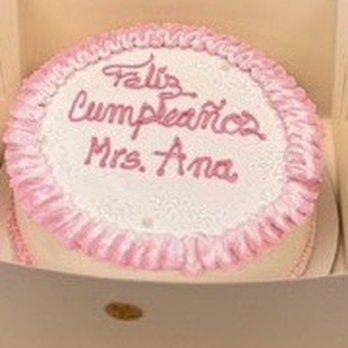 Cielito Bakery - Tres leches cake - Custom Cakes Near Me Cielito Bakery - Tres leches cake - Custom Cakes Near Me