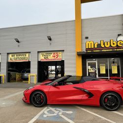 Mr Lube - Friendly crew, clean and fast service state inspection, brakes, alignment, oil changes, tires