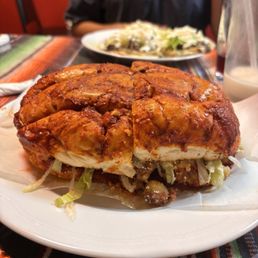 Chorizo Con Papas Pambazo