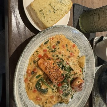 Granger's - Creamy Spinach Artichoke Salmon Pasta - Seafood Near Me - Houston, Texas
