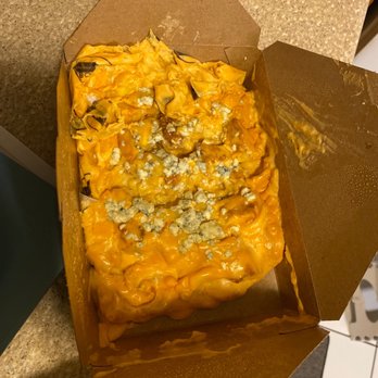 Boston Burger - Buffalo Chicken Mac - Burgers Near Me - Boston, Massachusetts Boston Burger - Buffalo Chicken Mac - Burgers Near Me - Boston, Massachusetts