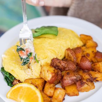 Orange Inn - Omelette and Breakfast Potatoes - Breakfast & Brunch Near Me - Laguna Beach, California Orange Inn - Omelette and Breakfast Potatoes - Breakfast & Brunch Near Me - Laguna Beach, California
