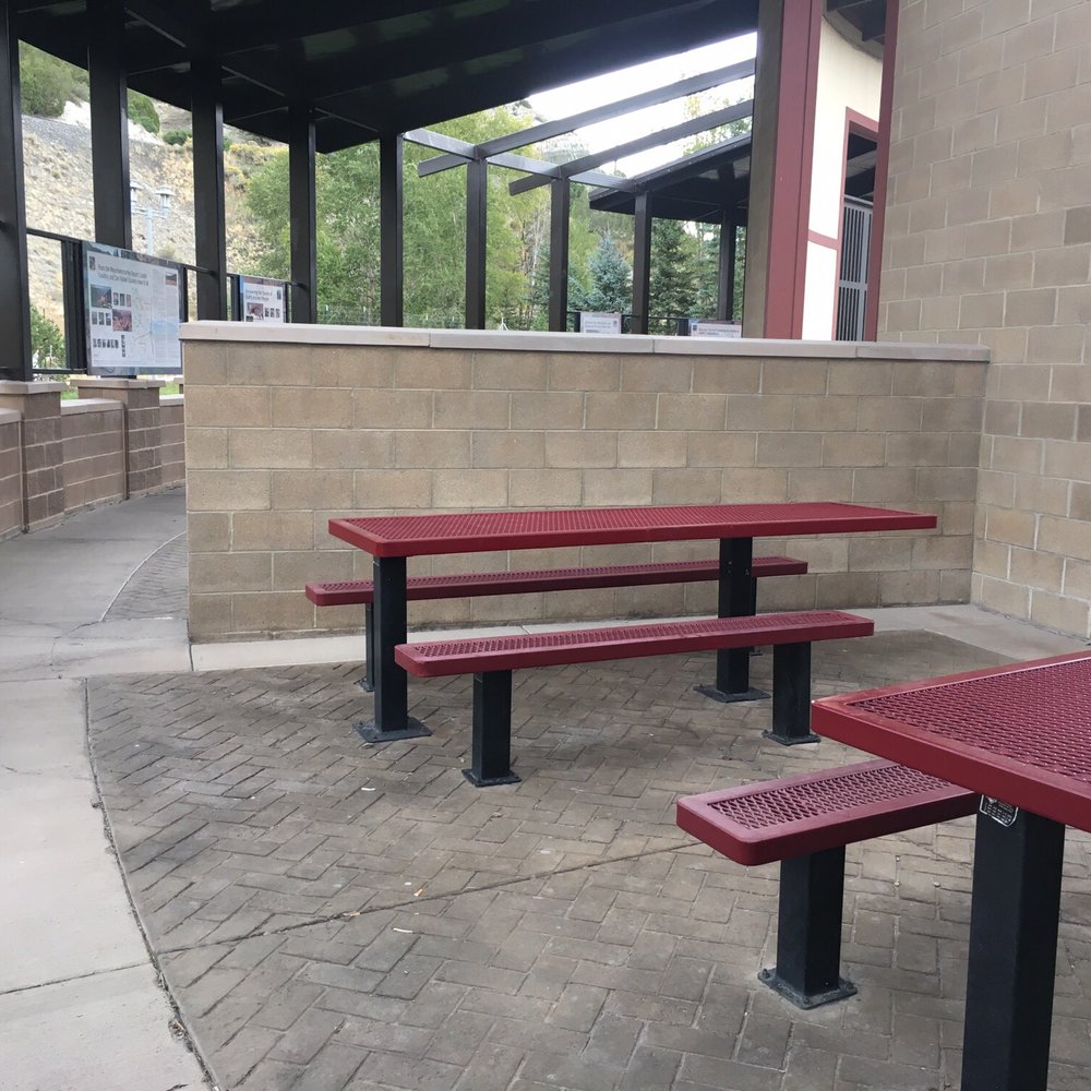 Tie Fork Rest Area - Picnic tables under cover, and separated by partitions allowing for privacy. - Rest Stops Near Me - Spanish Fork, Utah