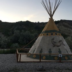 Cody Trout Ranch Camp - Peaceful evening on the river