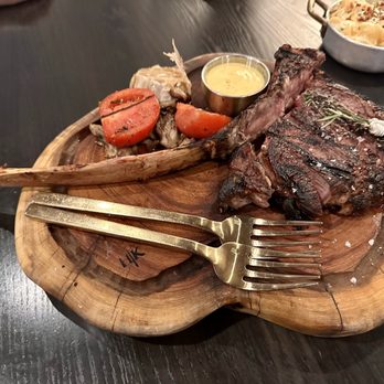 Gordon Ramsay Hell's Kitchen - DRY AGED TOMAHAWK STEAK - Steakhouses Near Me - Stateline, Nevada Gordon Ramsay Hell's Kitchen - DRY AGED TOMAHAWK STEAK - Steakhouses Near Me - Stateline, Nevada