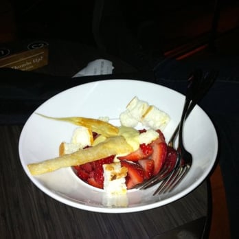 IPIC Pasadena - Cinema Near Me - Pasadena, California