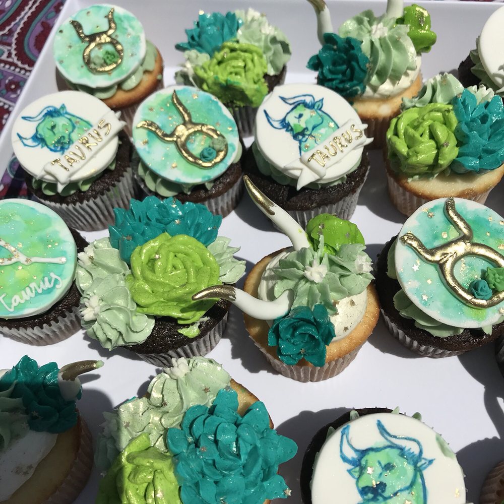 Boho Taurus cupcakes