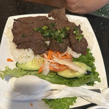 Pho Cow Cali Express - Filet steak with broken rice - Vietnamese Near Me - San Diego, California