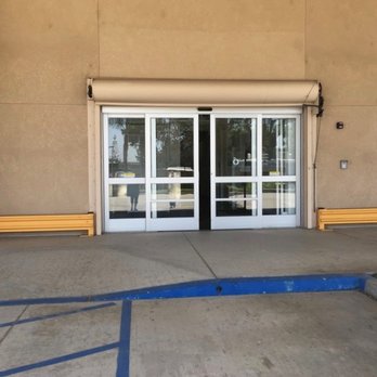 Extra Space Storage - Main Entrance Door For Office & Inside Storage. - Self Storage Near Me - Cerritos, California