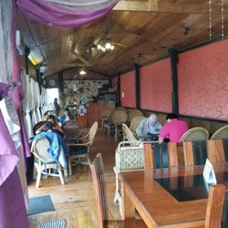 Secret Garden - Indoor dining area