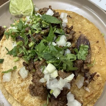 Casa Zaragoza - Steak taco - Mexican Near Me - Madison, Wisconsin