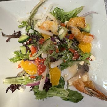 The Hoppy Gnome - Tequila sunrise half salad - New American Near Me - Fort Wayne, Indiana