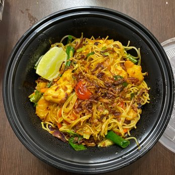P.F. Chang's - Singapore Street Noodles - Chinese Near Me - Chattanooga, Tennessee P.F. Chang's - Singapore Street Noodles - Chinese Near Me - Chattanooga, Tennessee