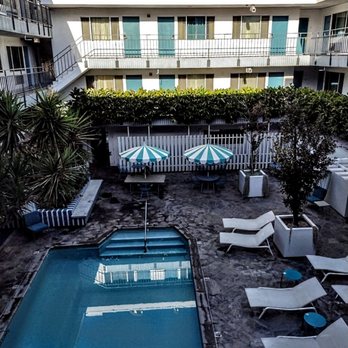 Beverly Laurel Hotel - Wonderful pool and landscaping,  Loved it All - Hotels Near Me - Los Angeles, California