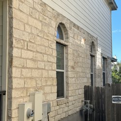EZ Clean Austin - One of two walls after his clean. Another wall hasn't started.