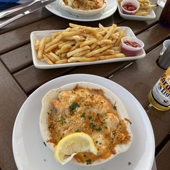 Jake's Seafood Restaurant - Seafood Near Me - Hull, Massachusetts