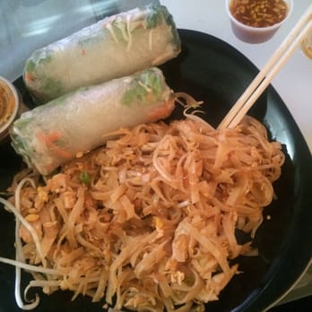 Phuket Thai Cafe - Pad Thai y summer roll. - Thai Near Me - Mount Shasta, California Phuket Thai Cafe - Pad Thai y summer roll. - Thai Near Me - Mount Shasta, California