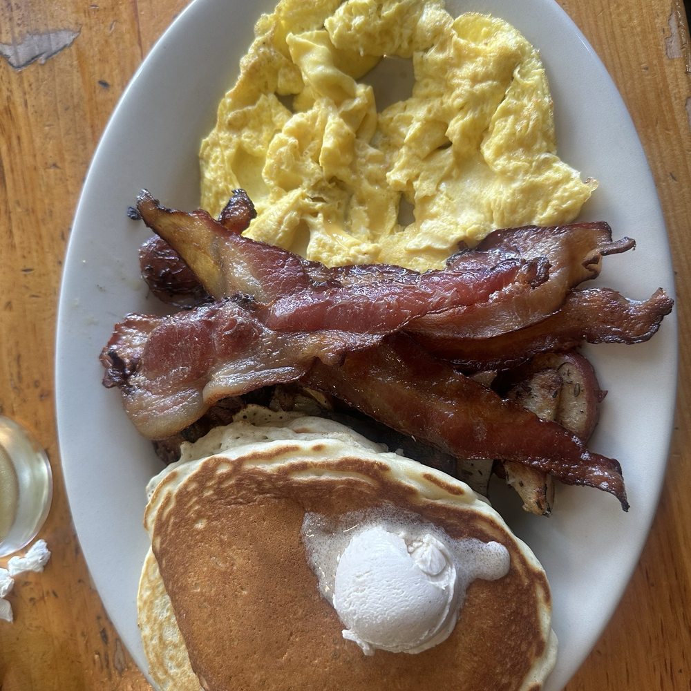 Flapjack's Pancake House - #4 - Breakfast & Brunch Near Me - Lincoln, New Hampshire Flapjack's Pancake House - #4 - Breakfast & Brunch Near Me - Lincoln, New Hampshire
