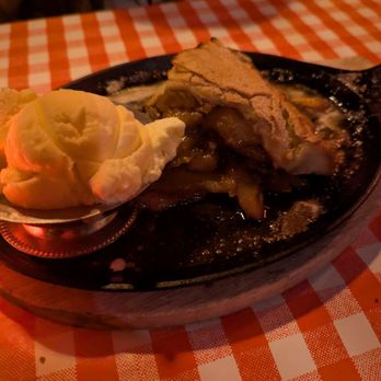 Jones - Jones Apple pie for Two - Italian Near Me - West Hollywood, California Jones - Jones Apple pie for Two - Italian Near Me - West Hollywood, California