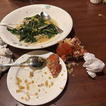 Congee Village - DEVOURING THE STICKY LOBSTER RICE  AND MUSHROOM WITH STRING BEANS - Cantonese Near Me - New York, New York