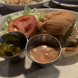 Fork & Barrel - Smash burger.