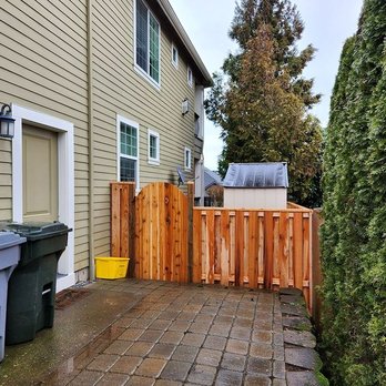 Fence Addicts - Fences & Gates Near Me - Beaverton, Oregon Fence Addicts - Fences & Gates Near Me - Beaverton, Oregon