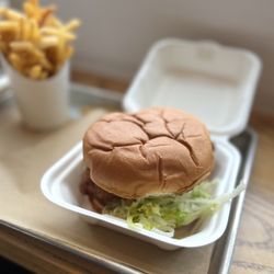 Ma'ono Fried Chicken - Mild Fried Chicken Sandwich