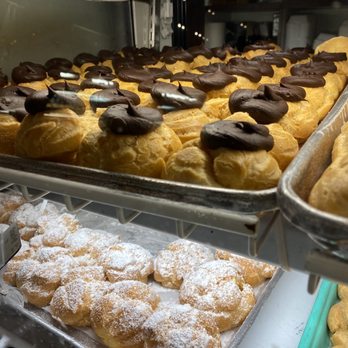 Liliha Bakery - Bakeries Near Me - Honolulu, Hawaii Liliha Bakery - Bakeries Near Me - Honolulu, Hawaii