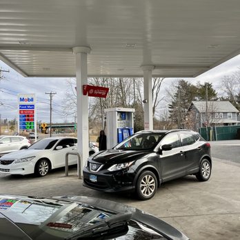 Mobil - Gas Stations Near Me - WINDSOR, Connecticut