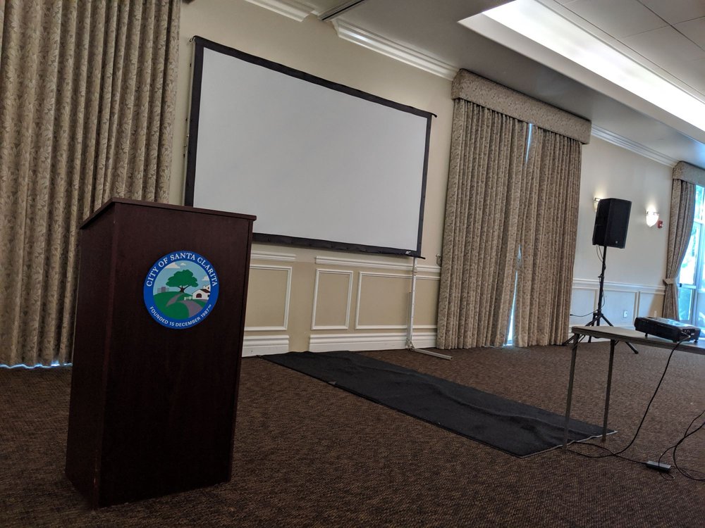 SANTA CLARITA SPORTS COMPLEX 20870 Centre Pointe Pkwy, Santa Clarita