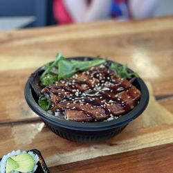 Yi Sushi - Eel over rice