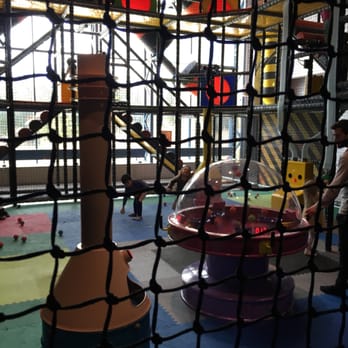 Megafun Factory - Ball room - Indoor Playcenter Near Me - Stovner, 02