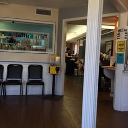 Kuts Plus - Quick inside shot. Sorry for the pole.