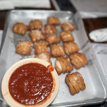 1937 Spirits & Eatery - Pretzel bites appetizer - Cocktail Bars Near Me - Jacksonville, Florida 1937 Spirits & Eatery - Pretzel bites appetizer - Cocktail Bars Near Me - Jacksonville, Florida