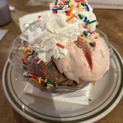 Mike's Unicorn Diner