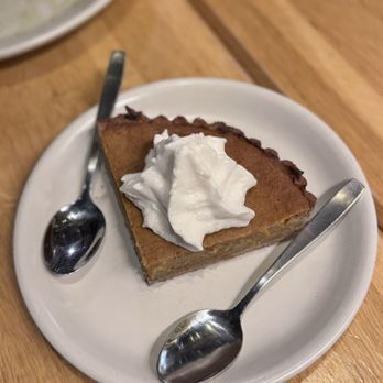 True Food Kitchen - Whole Seasonal Fall Pie, V GF - New American Near Me - Denver, Colorado