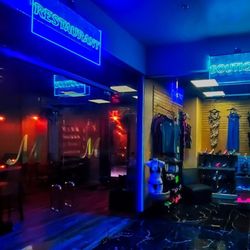 Restaurant and Boutique
