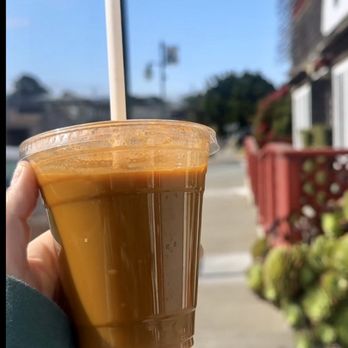 Golden Sol Wellness Bar - Super Hyphy Juice - Coffee & Tea Near Me - Pacifica, California Golden Sol Wellness Bar - Super Hyphy Juice - Coffee & Tea Near Me - Pacifica, California